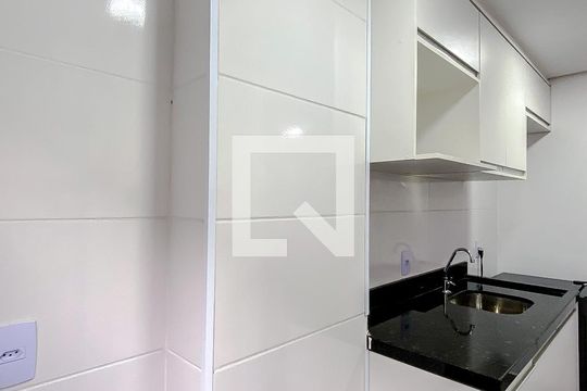 Área de Serviço de kitnet/studio para alugar com 1 quarto, 45m² em Quarta Parada, São Paulo