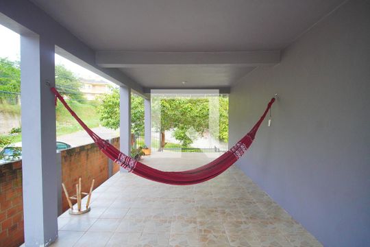 Varanda de casa à venda com 4 quartos, 200m² em Fazenda São Borja, São Leopoldo