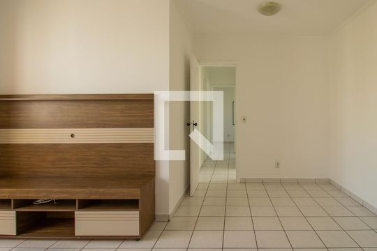 sala de apartamento à venda com 2 quartos, 70m² em Parque Eloy Chaves, Jundiaí