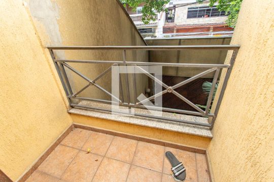 Varanda da suíte 1  de casa à venda com 5 quartos, 900m² em Casa Grande, Diadema