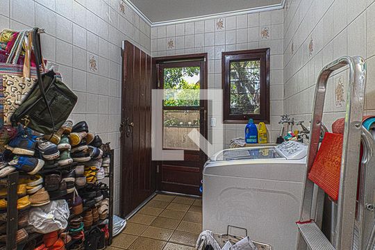 área de serviço_2 de casa à venda com 4 quartos, 350m² em Jardim da Saúde, São Paulo