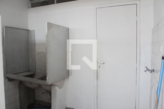 Área externa de casa para alugar com 4 quartos, 250m² em Vila Romana, São Paulo