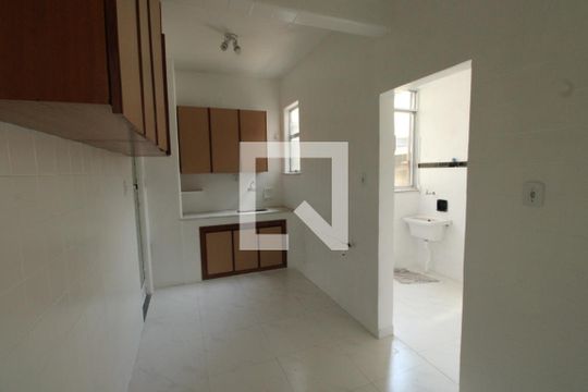 Cozinha de apartamento à venda com 2 quartos, 60m² em Méier, Rio de Janeiro