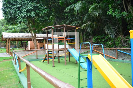 Área comum - parque infantil de apartamento para alugar com 2 quartos, 50m² em Imbuí, Salvador