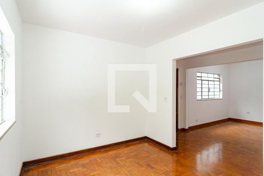 Sala de casa à venda com 3 quartos, 112m² em Chácara Inglesa, São Paulo