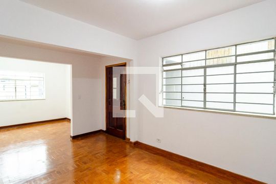 Casa à venda com 3 quartos, 112m² em Chácara Inglesa, São Paulo