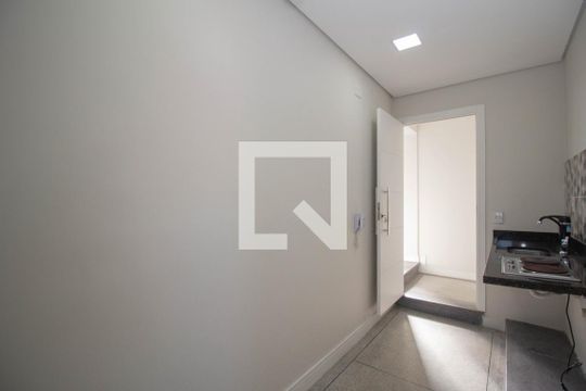 Cozinha de kitnet/studio para alugar com 1 quarto, 26m² em Brasilândia, São Paulo