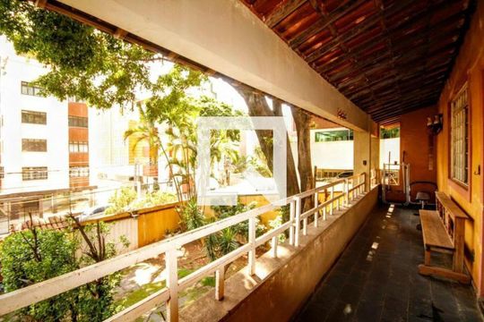 Casa à venda com 4 quartos, 487m² em Buritis, Belo Horizonte