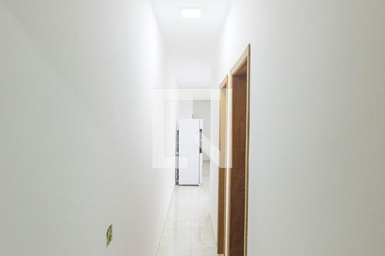 Corredor de apartamento para alugar com 2 quartos, 58m² em Santa Terezinha, Santo André