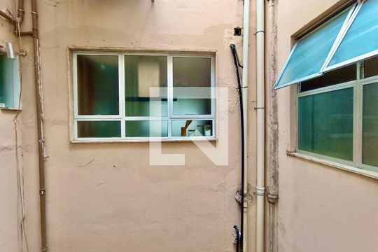 Cozinha americana vista de apartamento à venda com 2 quartos, 70m² em Leblon, Rio de Janeiro