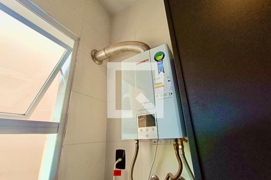 Área serviço de apartamento à venda com 2 quartos, 70m² em Leblon, Rio de Janeiro