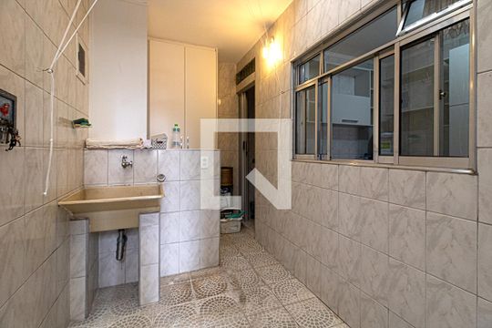 área de serviço_3 de casa à venda com 3 quartos, 140m² em Vila Gumercindo, São Paulo