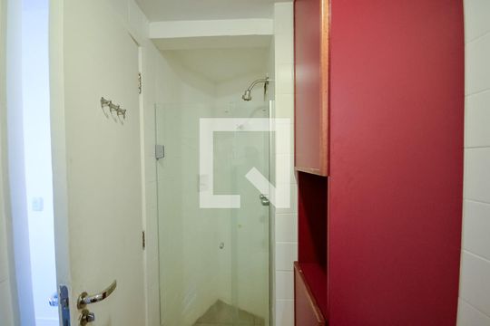 Banheiro da Suíte de apartamento à venda com 2 quartos, 70m² em Praça da Bandeira, Rio de Janeiro