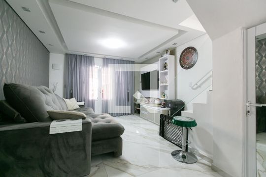 Casa à venda com 3 quartos, 200m² em Vila Aparecida, São Paulo