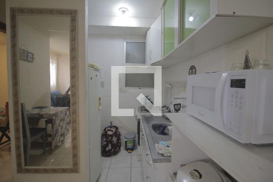 Cozinha e Área de Serviço de apartamento para alugar com 2 quartos, 38m² em Olaria, Canoas