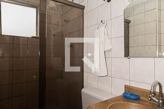 Banheiro de apartamento à venda com 2 quartos, 60m² em Jardim Peri, São Paulo
