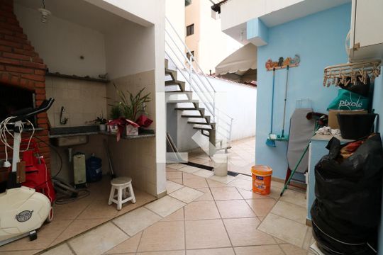 Churrasqueira de casa à venda com 5 quartos, 240m² em Jardim Ocara, Santo André