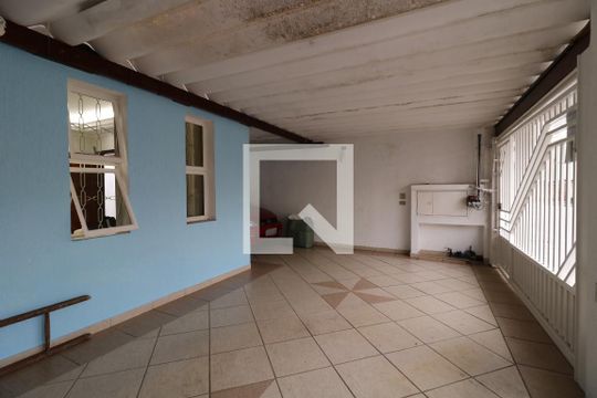Garagem de casa à venda com 5 quartos, 240m² em Jardim Ocara, Santo André