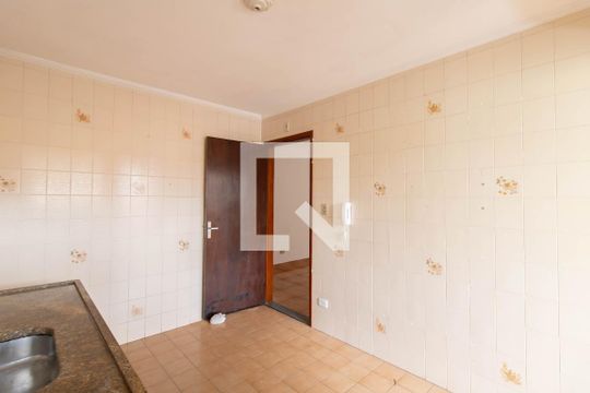 Cozinha de apartamento para alugar com 2 quartos, 80m² em Jardim Tranquilidade, Guarulhos