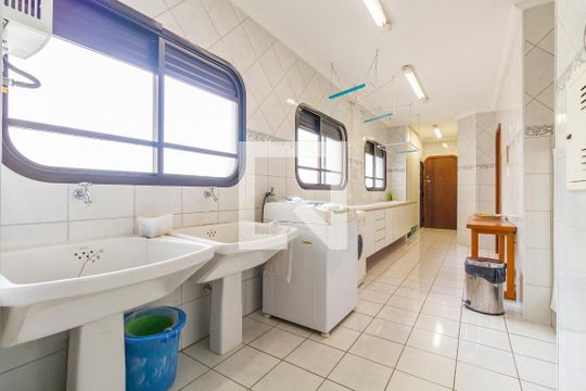 Área de Serviço de apartamento à venda com 4 quartos, 291m² em Jardim Paulista, São Paulo