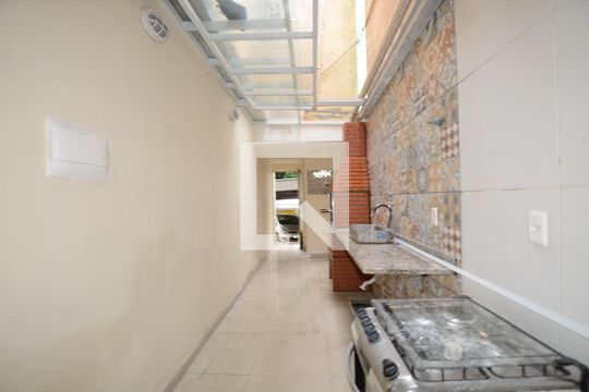 Cozinha-Churrasqueira de casa à venda com 1 quarto, 50m² em Vila da Penha, Rio de Janeiro