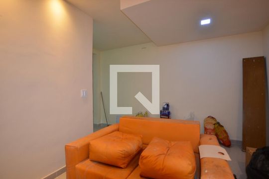 Sala de casa à venda com 1 quarto, 50m² em Vila da Penha, Rio de Janeiro