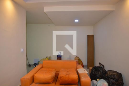Sala de casa à venda com 1 quarto, 50m² em Vila da Penha, Rio de Janeiro