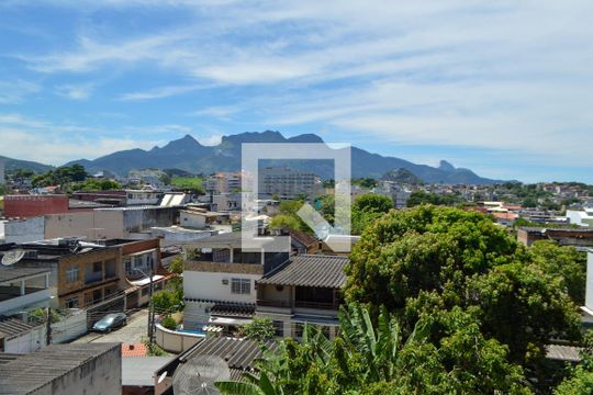 Vista da Suíte de apartamento para alugar com 3 quartos, 70m² em Taquara, Rio de Janeiro