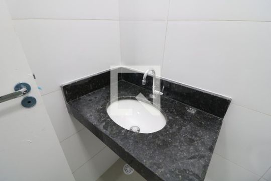 Banheiro de apartamento para alugar com 1 quarto, 38m² em Vila Formosa, São Paulo