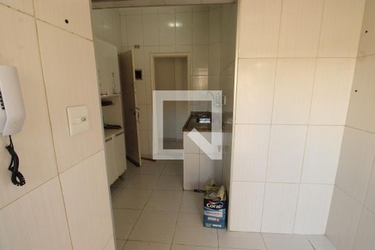 Cozinha de apartamento à venda com 2 quartos, 60m² em Lins de Vasconcelos, Rio de Janeiro
