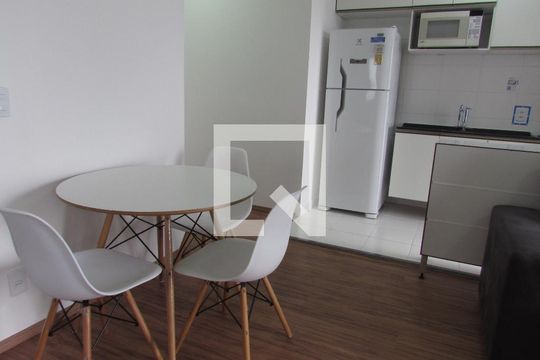 Sala/Cozinha de apartamento à venda com 2 quartos, 42m² em Umarizal, São Paulo