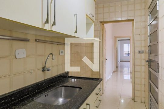 Cozinha de casa para alugar com 2 quartos, 225m² em Campo Belo, São Paulo