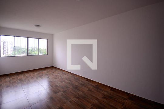 Sala de apartamento à venda com 2 quartos, 75m² em Vila Moinho Velho, São Paulo