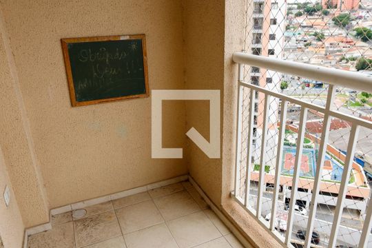 Sacada de apartamento para alugar com 3 quartos, 68m² em Santo Antônio, Osasco