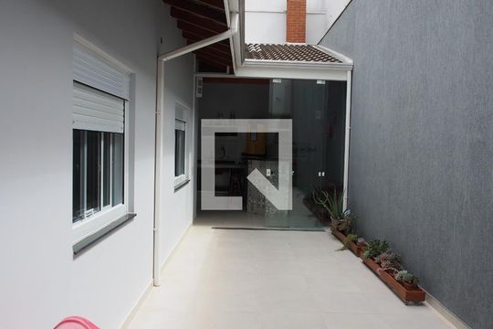 Quintal de casa à venda com 4 quartos, 286m² em Cidade Nova, Jundiaí