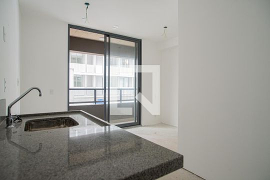 Cozinha de kitnet/studio para alugar com 1 quarto, 25m² em Consolação, São Paulo
