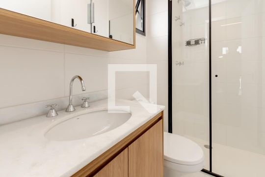 Banheiro de kitnet/studio à venda com 1 quarto, 25m² em Brooklin Paulista, São Paulo