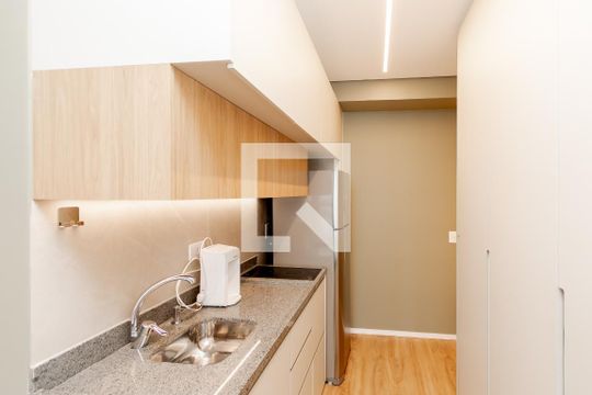 Cozinha de kitnet/studio à venda com 1 quarto, 25m² em Brooklin Paulista, São Paulo