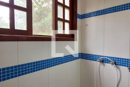 Banheiro 1 de casa para alugar com 5 quartos, 350m² em Engenho do Mato, Niterói