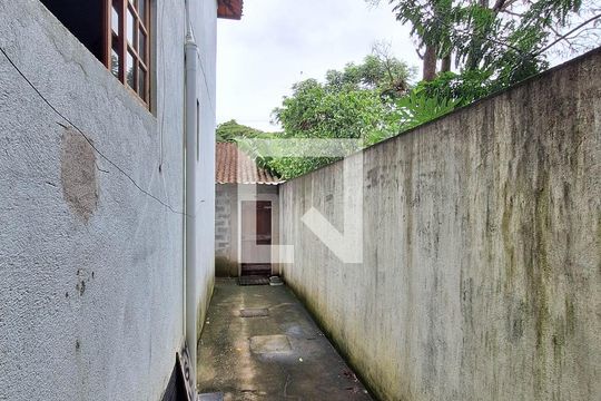 Área de Serviço de casa para alugar com 5 quartos, 350m² em Engenho do Mato, Niterói