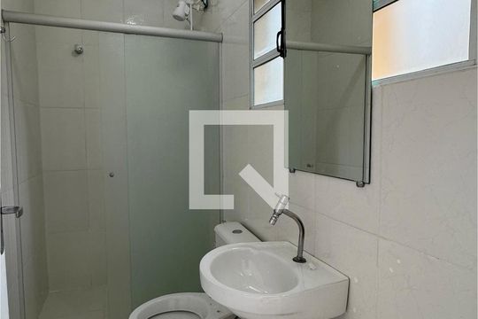 Banheiro de casa de condomínio à venda com 2 quartos, 110m² em Jardim California, Barueri