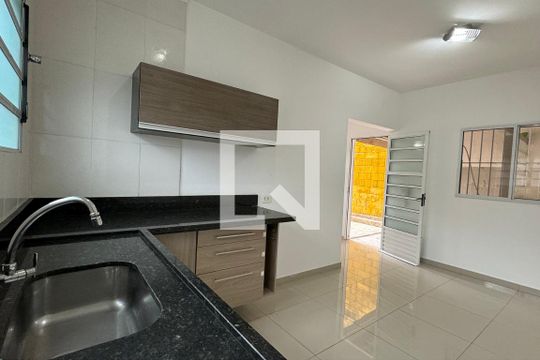 Cozinha de casa de condomínio à venda com 2 quartos, 110m² em Jardim California, Barueri
