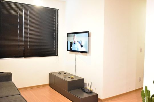 Sala de apartamento para alugar com 2 quartos, 45m² em Campo Grande, Rio de Janeiro