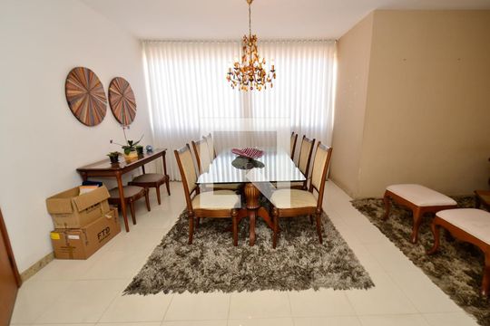 Apartamento para alugar com 3 quartos, 100m² em Sagrada Família, Belo Horizonte
