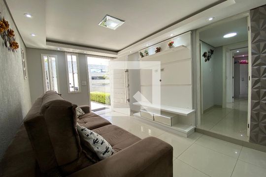 Sala de casa à venda com 3 quartos, 400m² em Nossa Senhora das Graças, Canoas