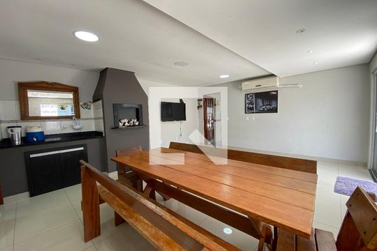 Área comum de casa à venda com 3 quartos, 400m² em Nossa Senhora das Graças, Canoas