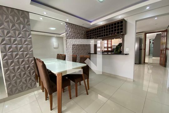 Sala de casa à venda com 3 quartos, 400m² em Nossa Senhora das Graças, Canoas