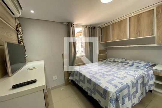 Quarto de casa à venda com 3 quartos, 400m² em Nossa Senhora das Graças, Canoas