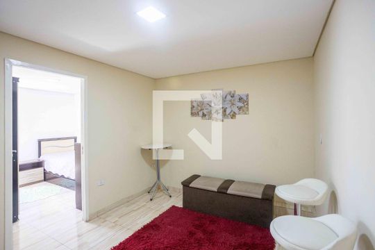 Hall social de casa à venda com 5 quartos, 269m² em Taboão, Diadema