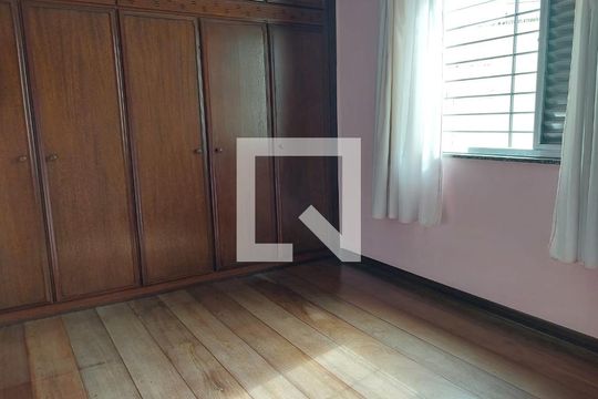 Quarto 2 de casa à venda com 3 quartos, 200m² em Vila Vera, São Paulo